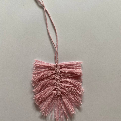 Makramee Feder pastell rosa